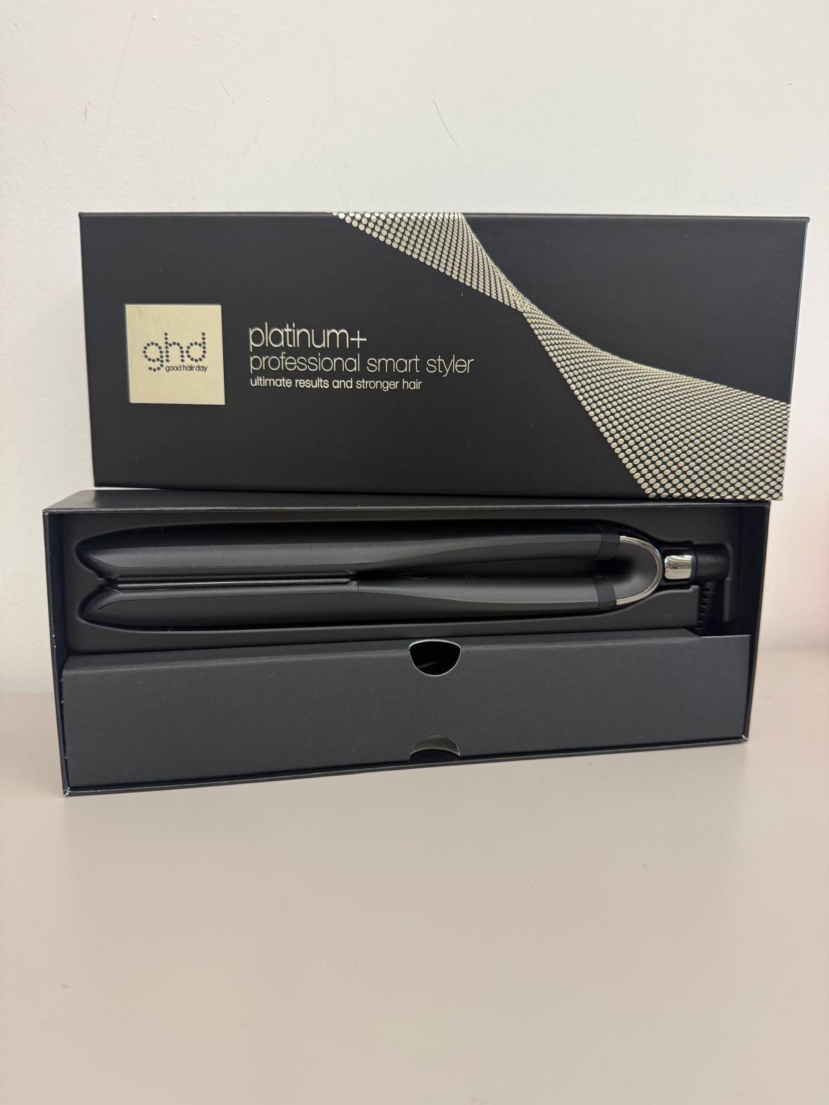 Ghd platinum+ Black Intelligent - Professional Hair Straightener - New Packaging - immagine 2